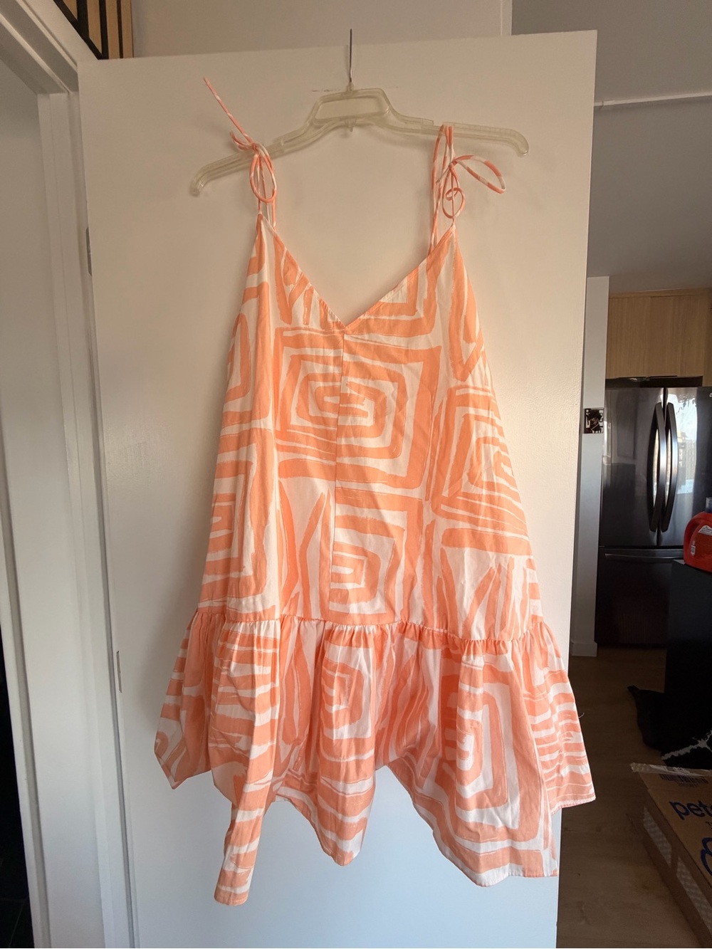 BRAND NEW w/TAGS - Anthropologie Peach and White Geometric Mini Dress